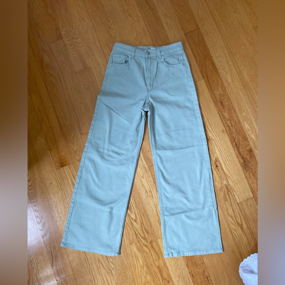 ladies pistachio H&M jeans